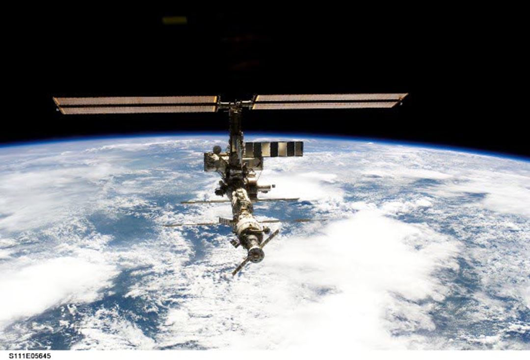 Romstasjonen ISS i verdensrommet