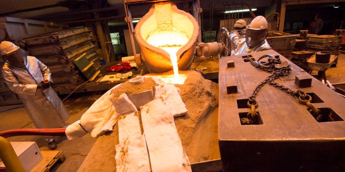 New technology almost halves the amount of metal that has to be melted in order to cast a propeller blade. This was tested for the first time on an industrial scale at Oshaug Metall in Molde. Photo: Oshaug Metall/Arnt Jørgen Sønslien