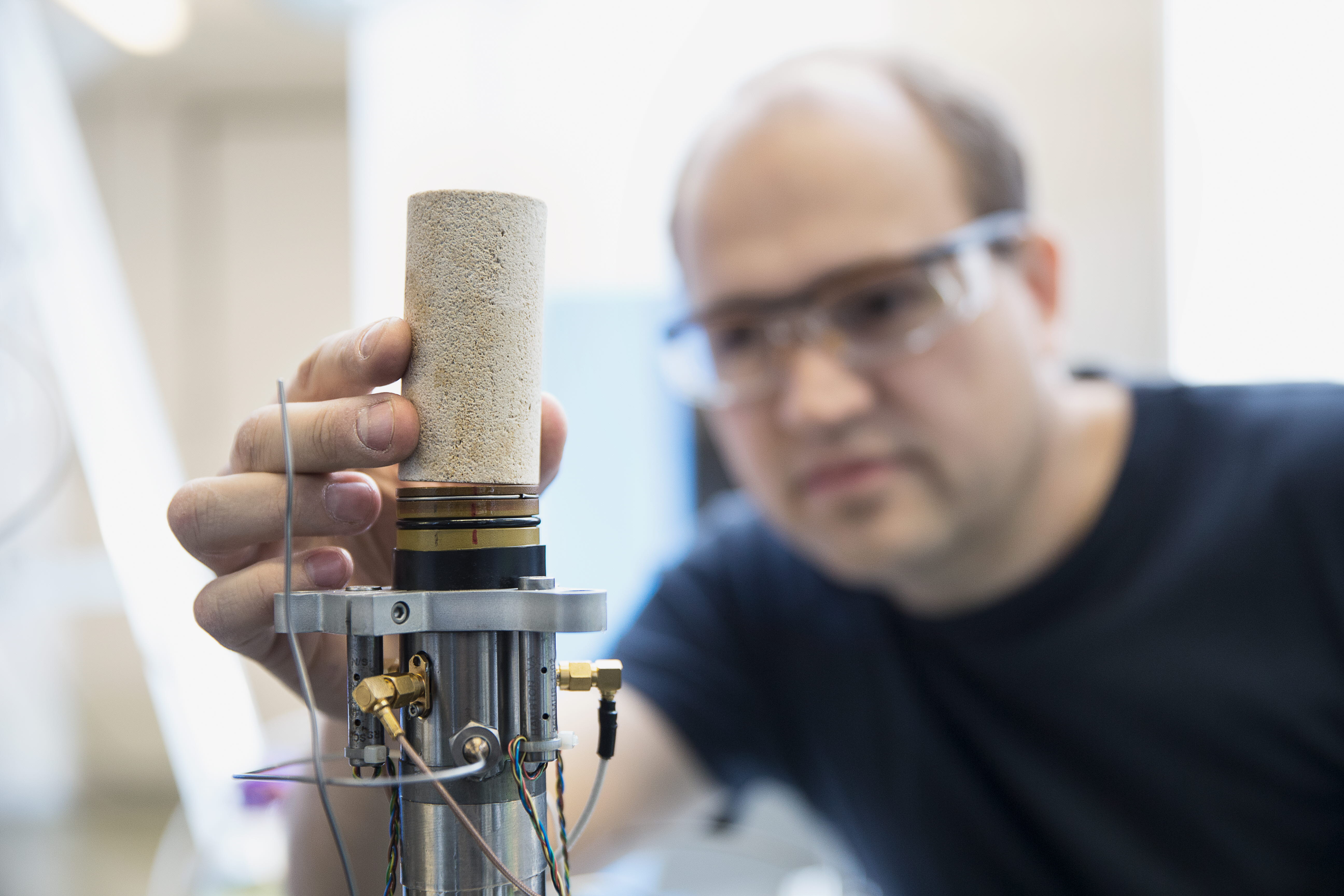 The new True Triaxial system from MTS is being installed summer of 2017.