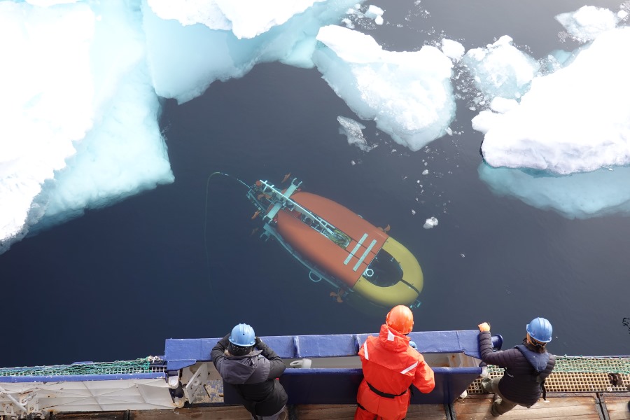 The Nereid Under Ice vehicle of the Woods Hole Oceanographic Institution. Photo: Christopher German (WHOI)