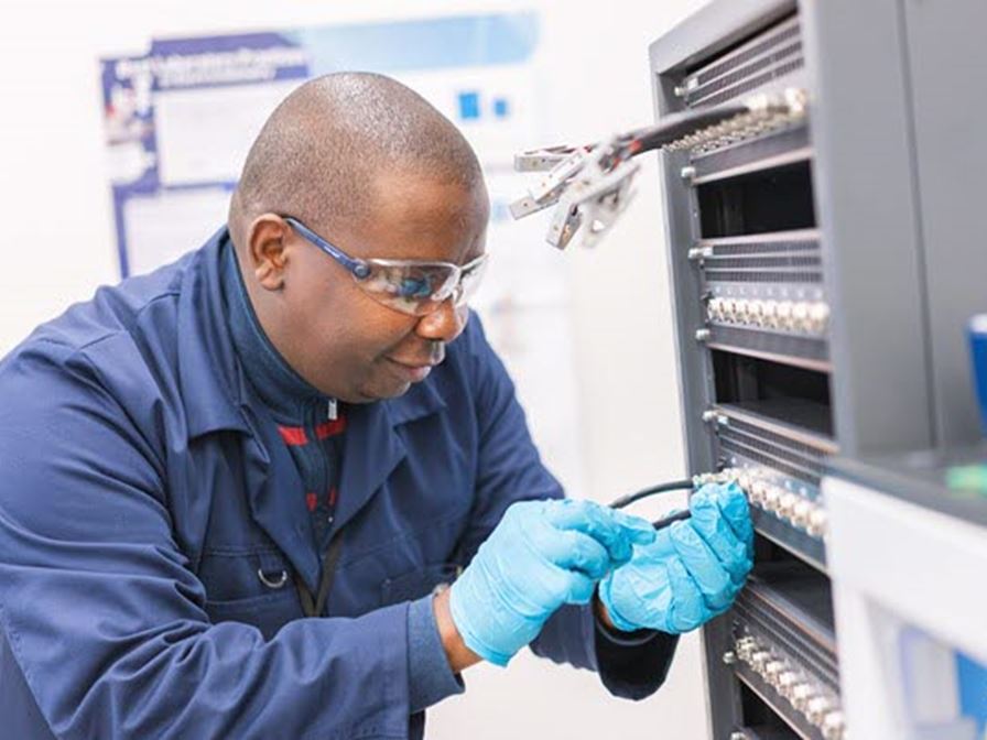 Labfasiliteter for batteriforskning ved SINTEF Industri