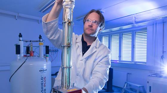 Laboratorium for kjernemagnetisk resonans (NMR) spektroskopi