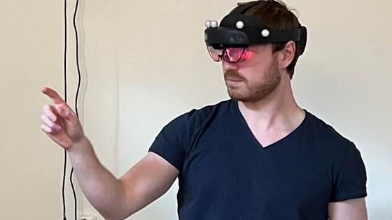 Mixed-Reality Laboratory