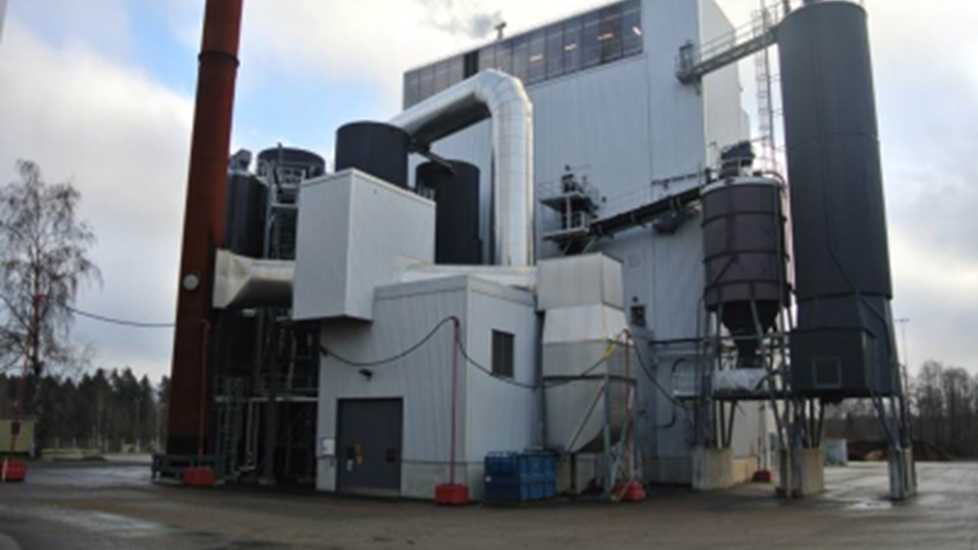 The Jordbro power plant, where the so-called ChlorOut process was implemented in a full-scale boiler designed for wood fuels (Photo: Vattenfall AB)