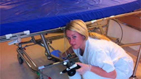 Rengjøring av senger i sykehus - en kartlegging av ulike prinsipper