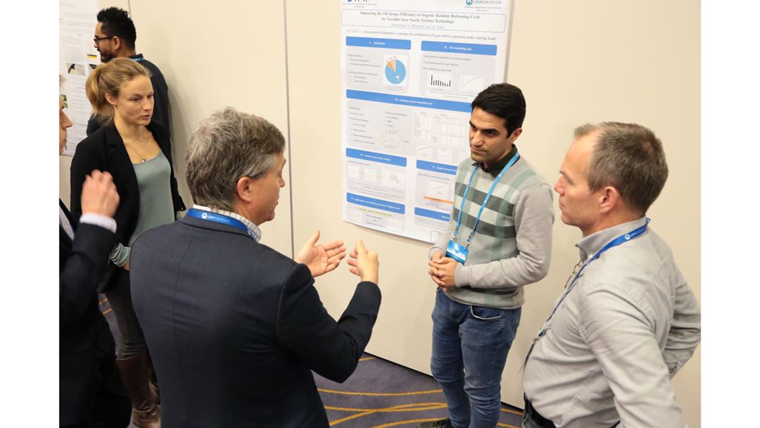 The oil and gas industry needs to attract bright, young people, says OG21's Managing Director, Gunnar Lille. Here, PhD candidate Mohammad Ali Motamed is shown discussing with Thierry Boscal- de-Reals, R&D Project Manager at TotalEnergies, during the poster session at the LowEmission Consortium days.