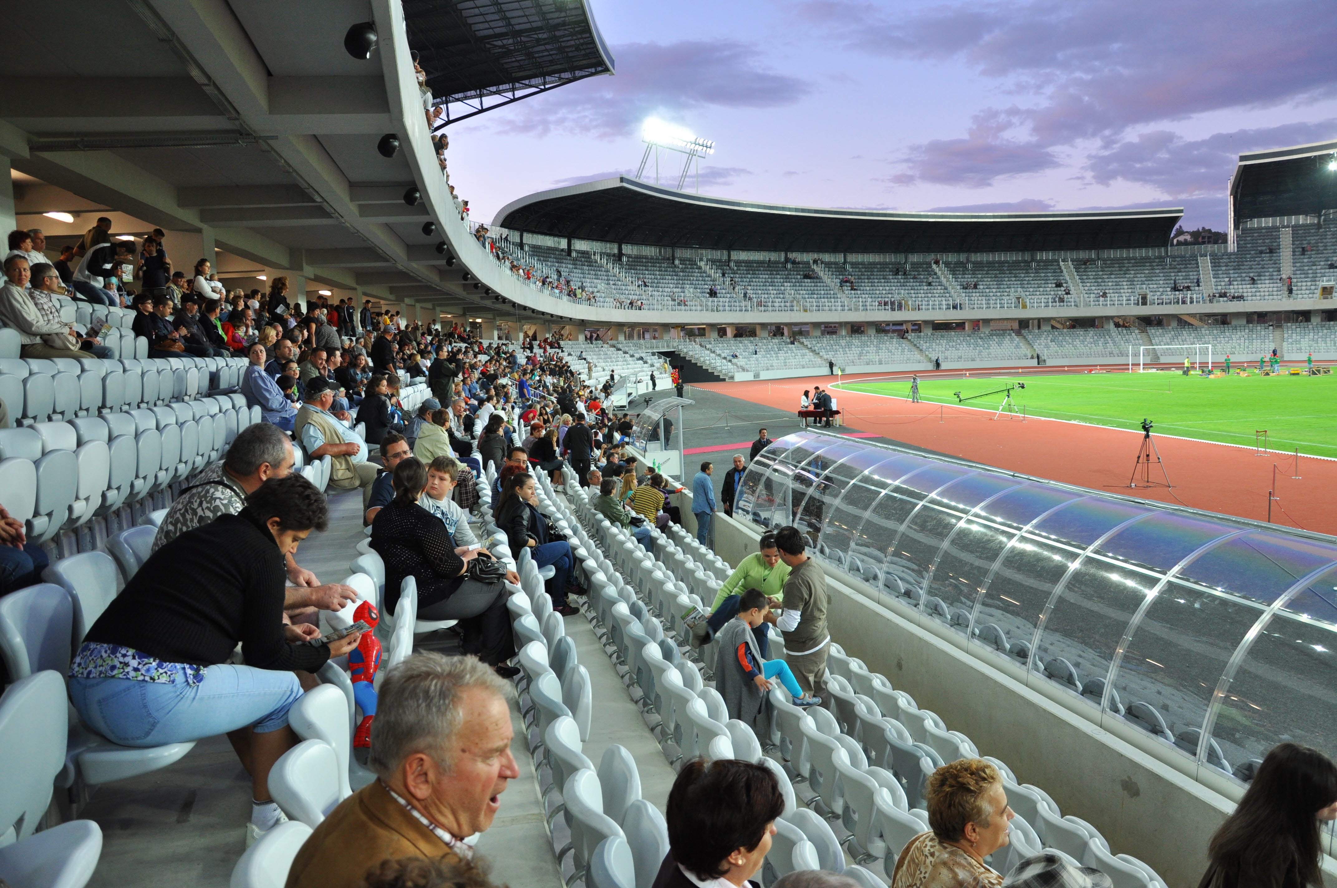 “Immaculate” light-metal recycling