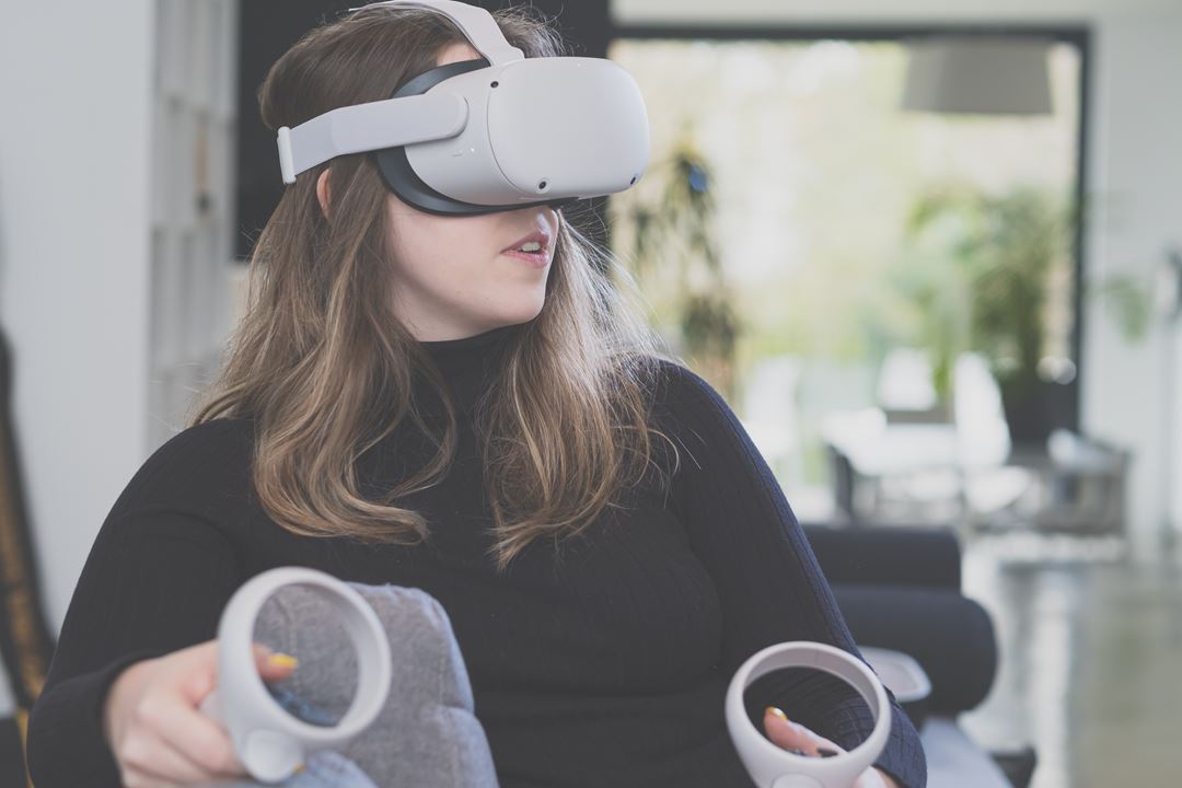 Av Virtual Virtual reality i kommunalt psykisk helse- og rusarbeid - SINTEF