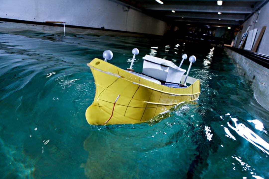 Bilde av båtmodell i Skipsmodelltanken