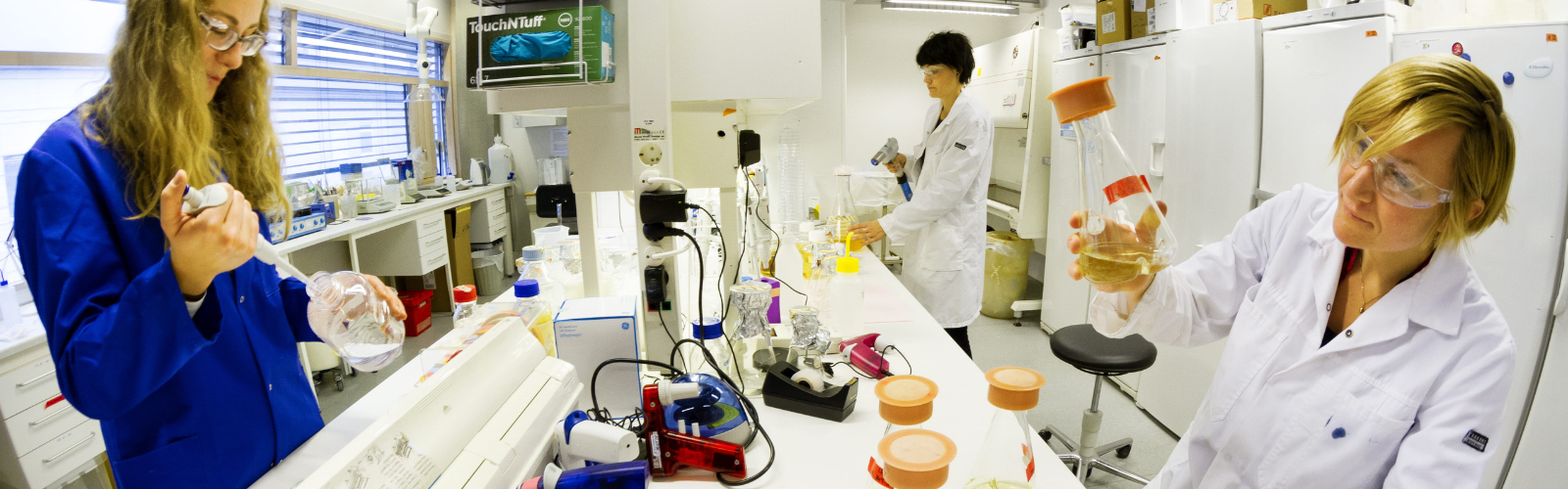 Molecular biology laboratory