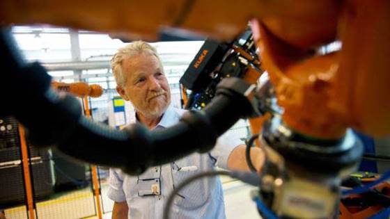 Denne roboten sørger for at Ekornes ikke flagger ut