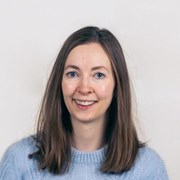 Trapnes, Siri Hofstad