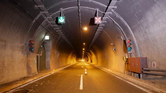 Sender roboter for å fikse tunneler