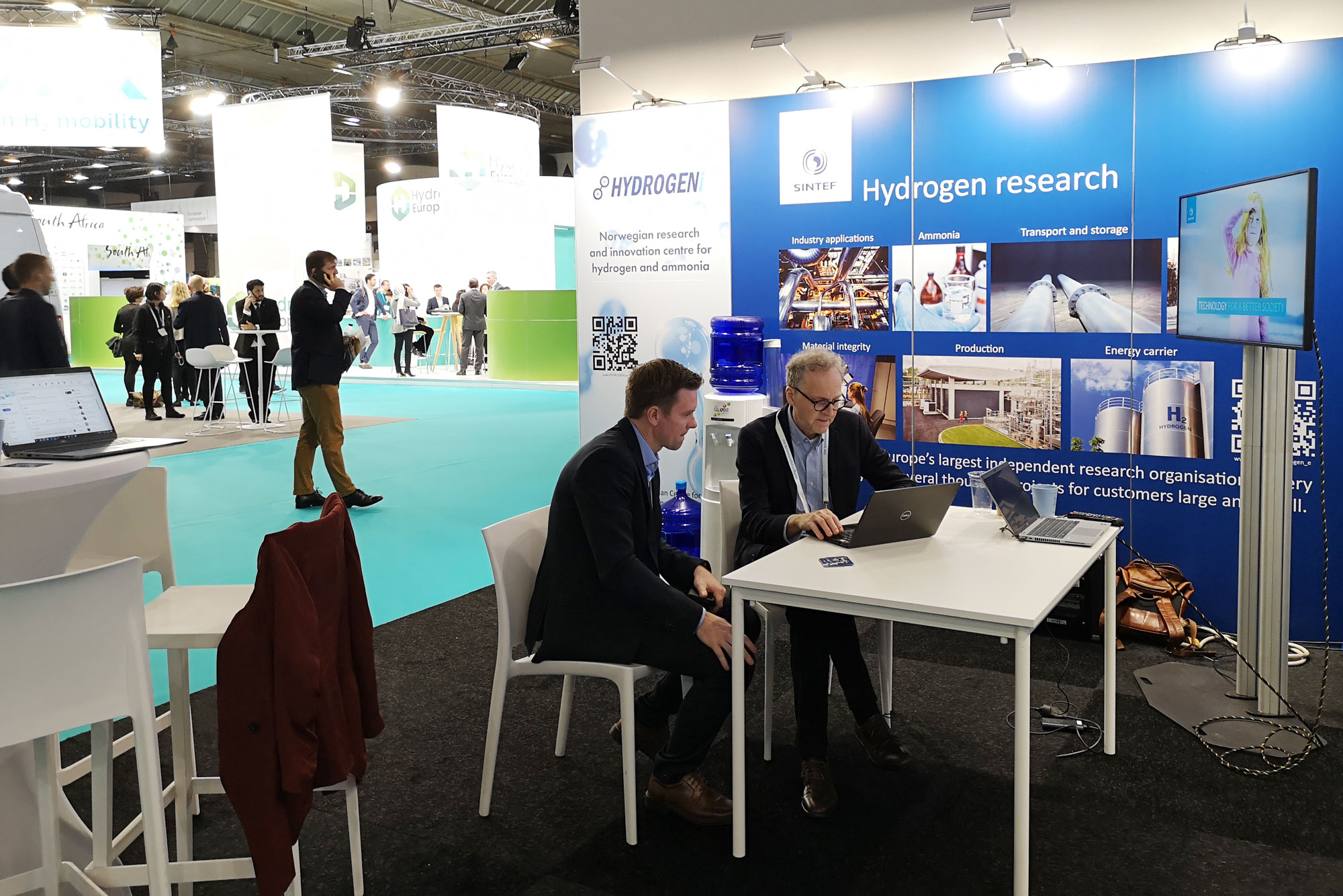 “A key arena for strengthening existing partnerships and creating new ones”: SINTEF at European Hydrogen Week