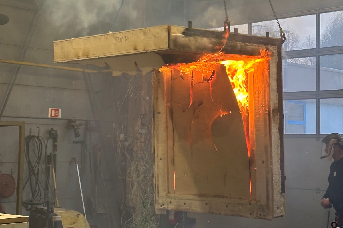 Brennbar isolasjon i bygninger - dette vet vi om brannegenskapene