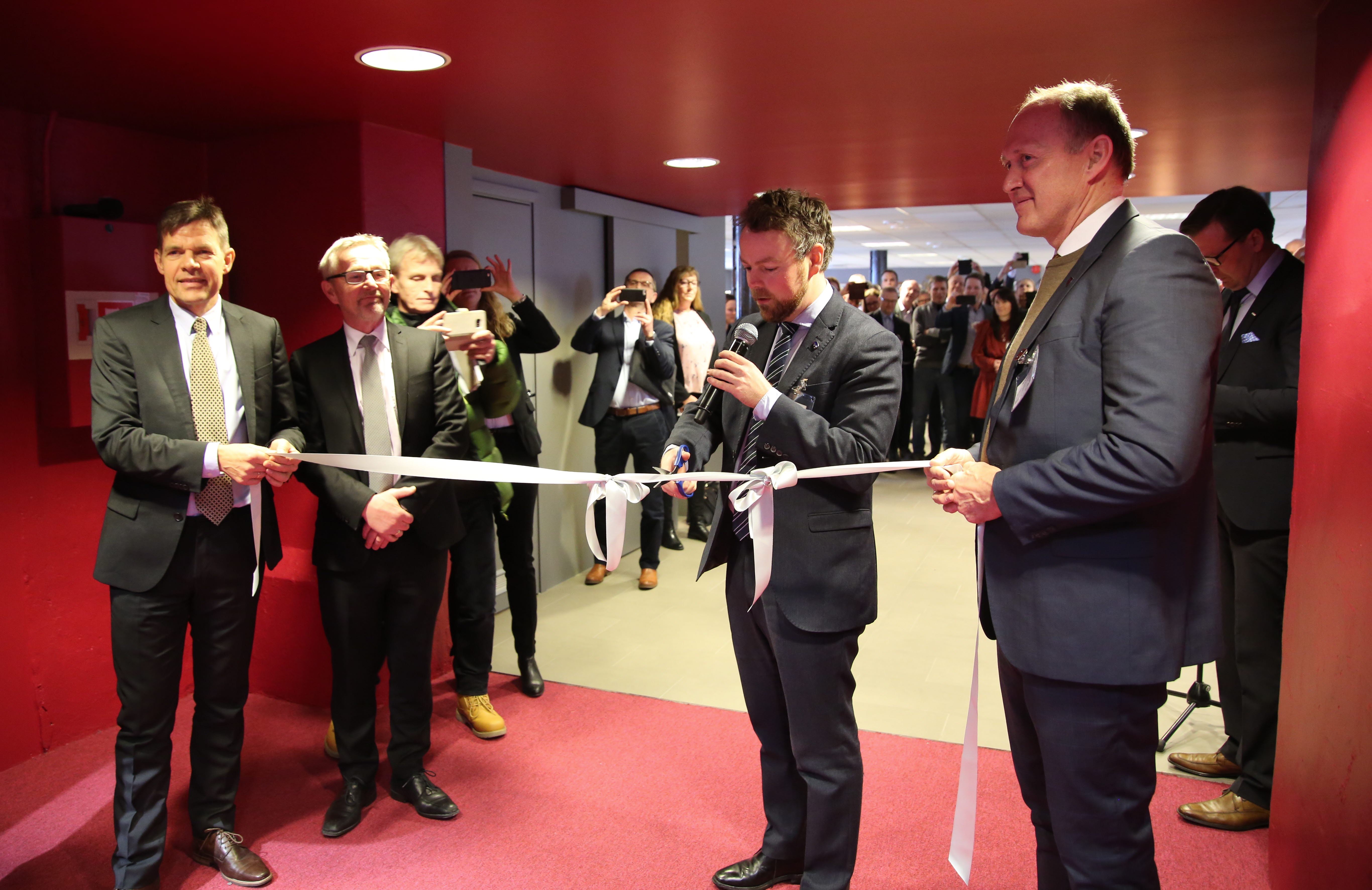 Sparker i gang nytt katapult-senter for vareproduksjon