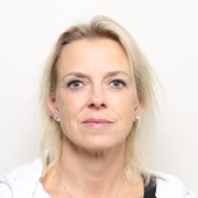 Buch, Cecilie