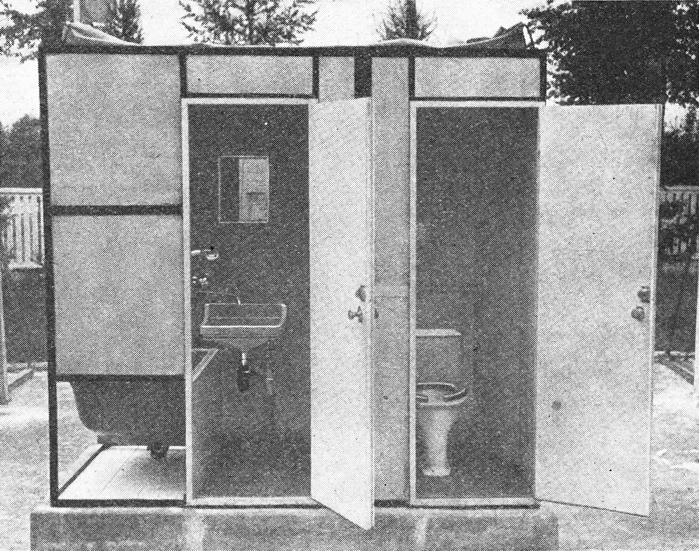 bilde av baderomsmodul fra 60-tallet med separate rom for toalett og vask/badekar