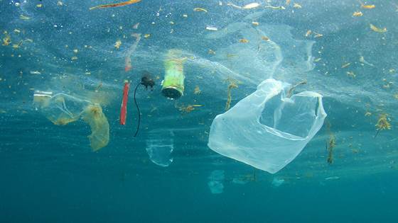 Rydde plast for alltid? Veien mot en global plastavtale som kan stanse plastforsøplingen