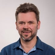 Bustad, Joakim