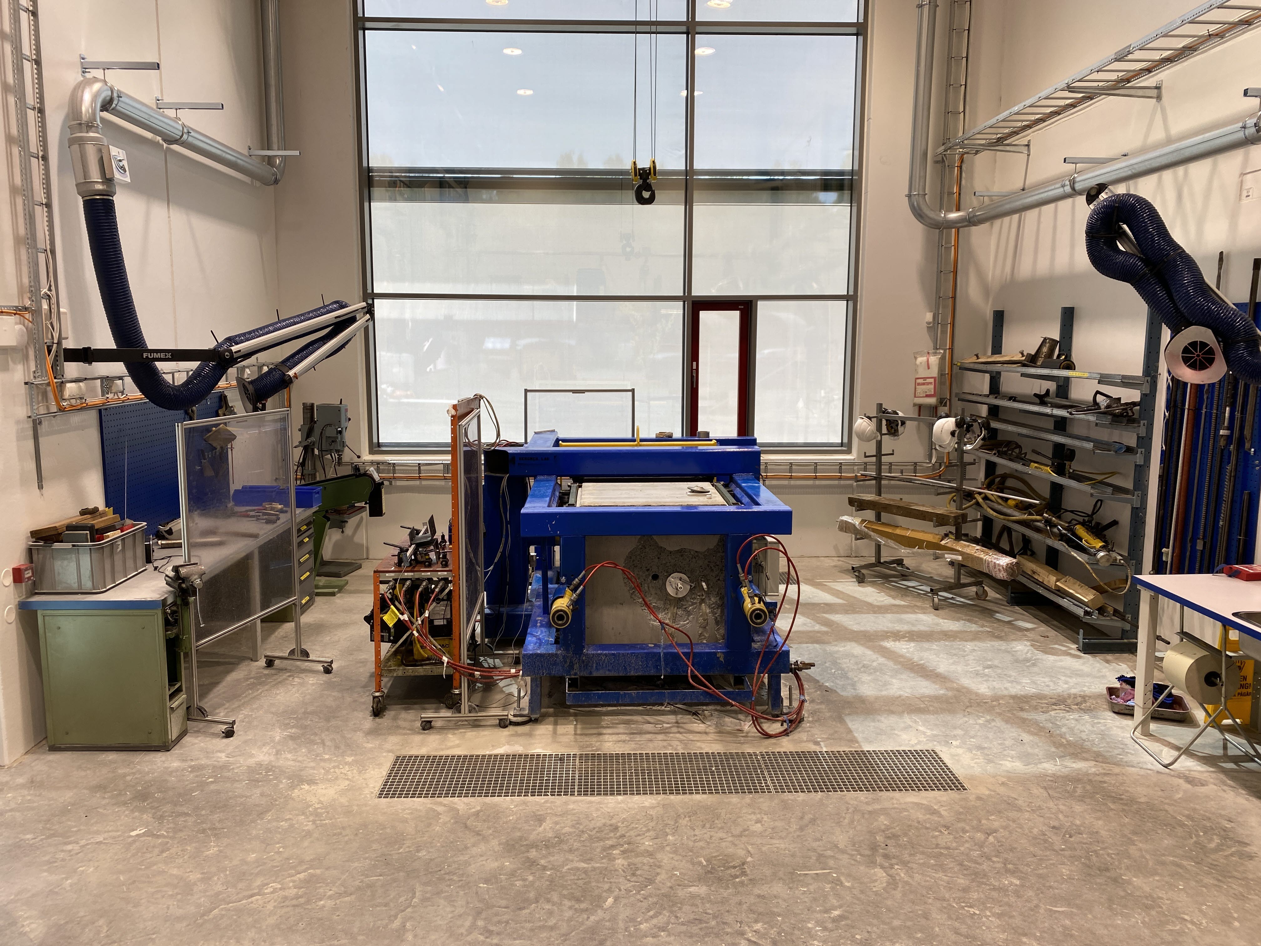 Rock and Soil Mechanics Lab