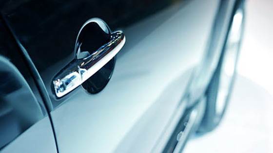 MUST – Multi-level protection of materials for vehicles by smart nanocontainers