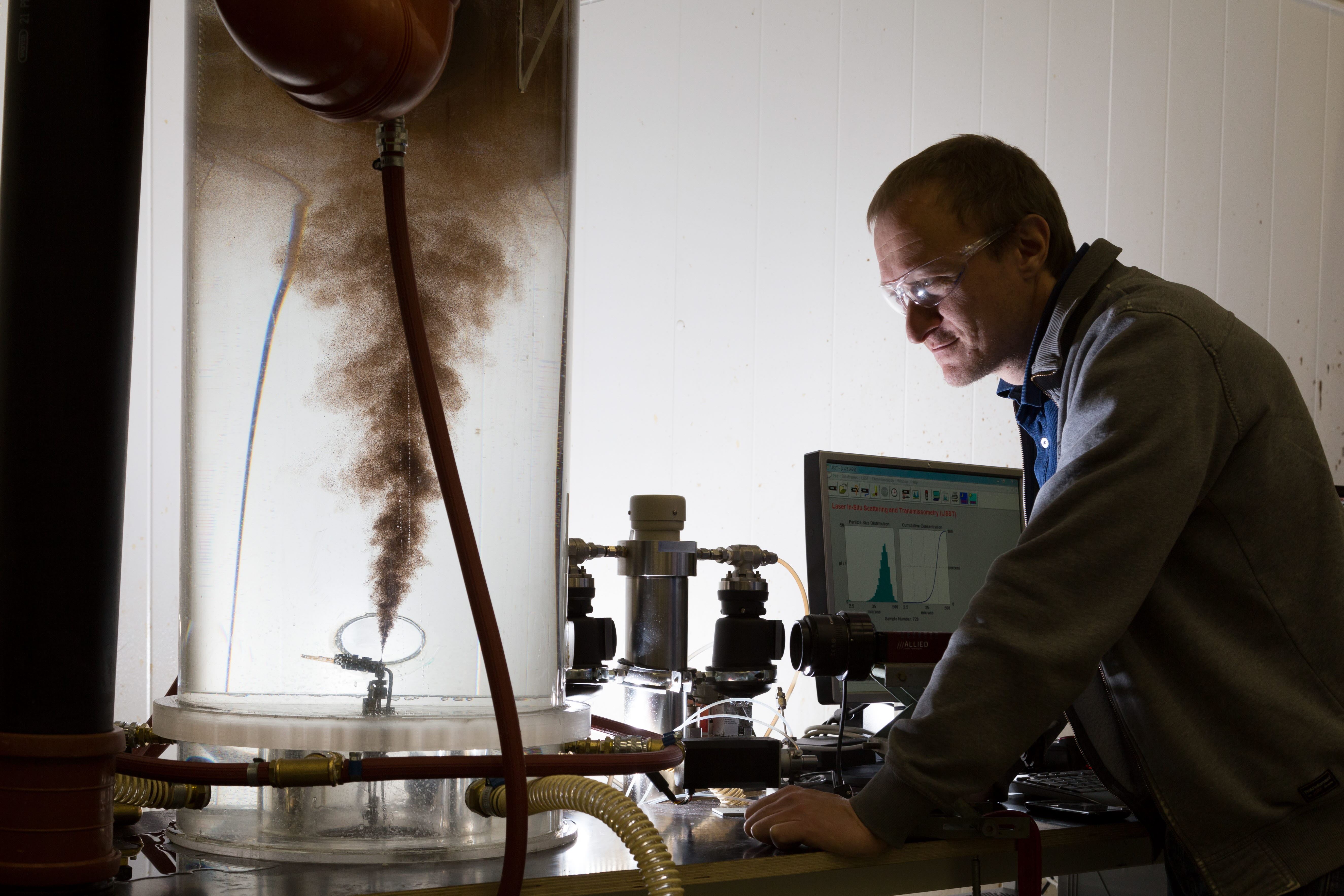 Oil spill research SINTEF