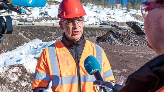 Artificial intelligence cuts emissions and costs of road projects