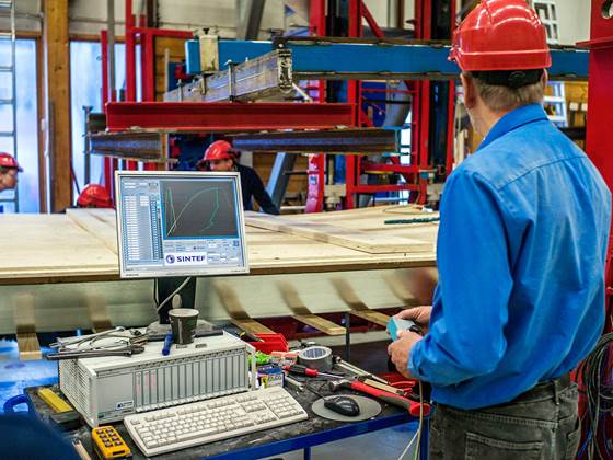 Mekanisk prøving av konstruksjoner og byggematerialer