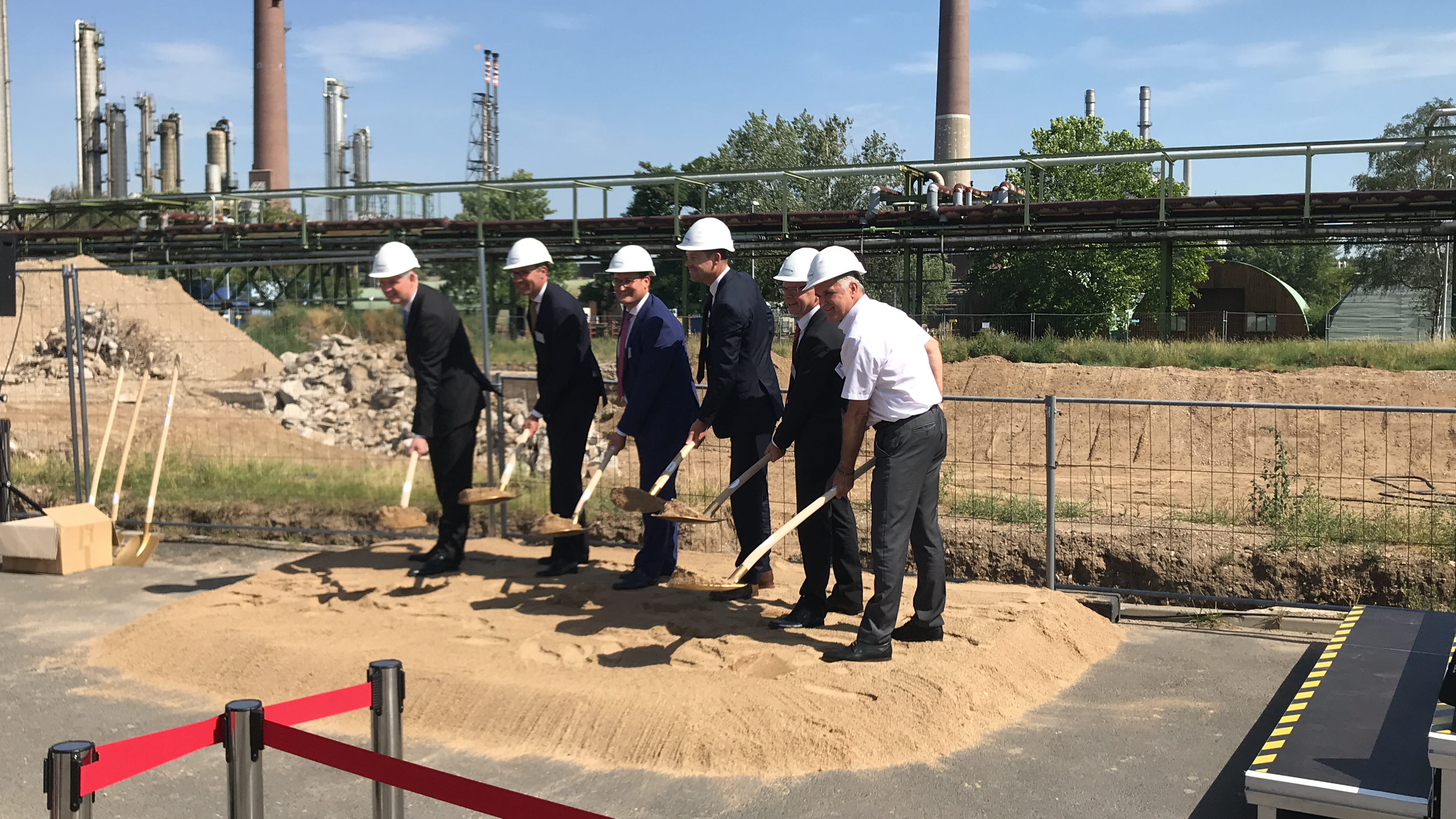 Byggestart for verdens største PEM-elektrolyseanlegg