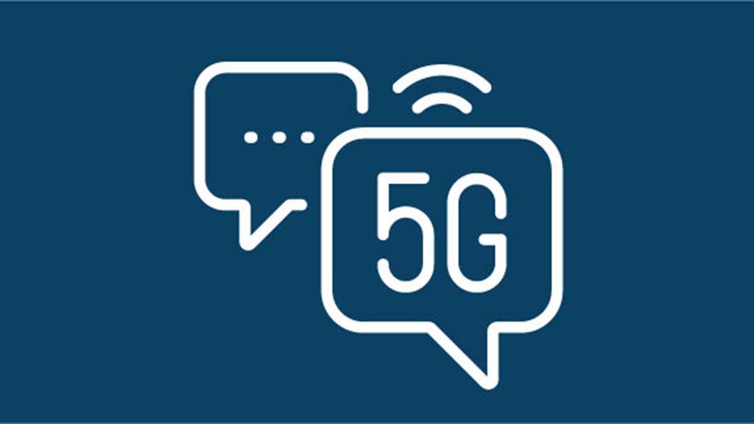 Laboratory setup for testing private 5G based line protection