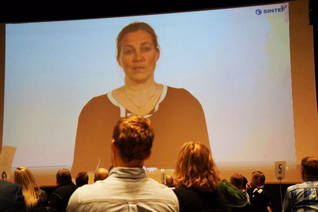 Konsernsjef i SINTEF Alexandra Bech Gjørv holdt åpningsforedraget, der hun på bakgrunn i læring etter 22. juli, utfordret aktørene til tettere samvirke om bedre beredskap og sikrere krisehåndtering i Midt-Norge.