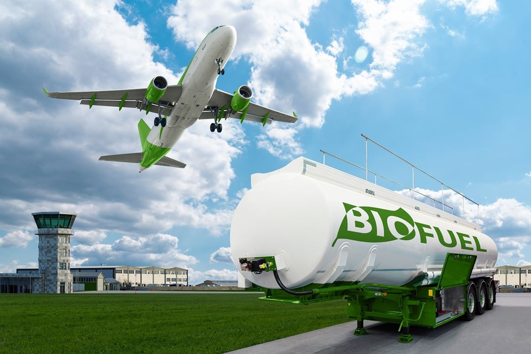 Fly og biodrivstoff-tank