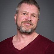 Strandbakke, Ragnar
