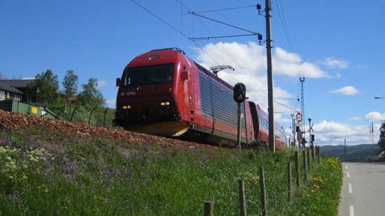 Skal få fart på togtrafikken