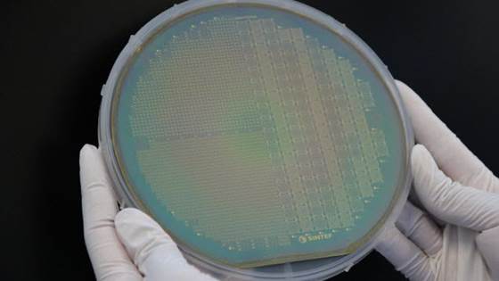 LAB4MEMS : " LAB FAB for smart sensors and actuators MEMS"