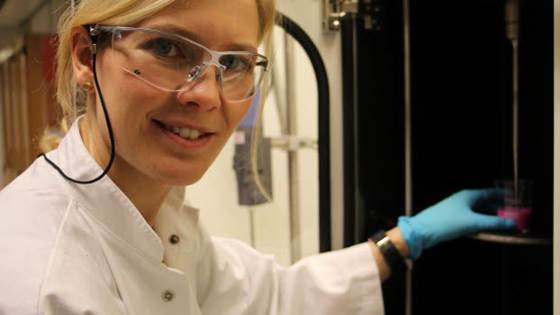 Killing cancer cells with super glue