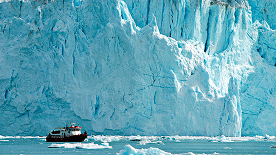 Satellite communication and broadband in the Arctic