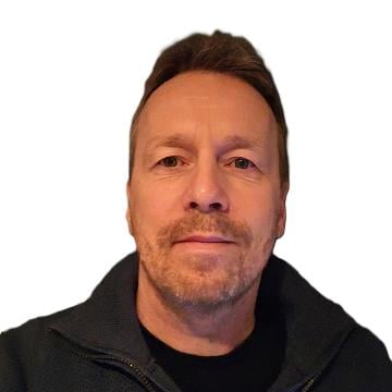 Kvarmesbakk, Ståle