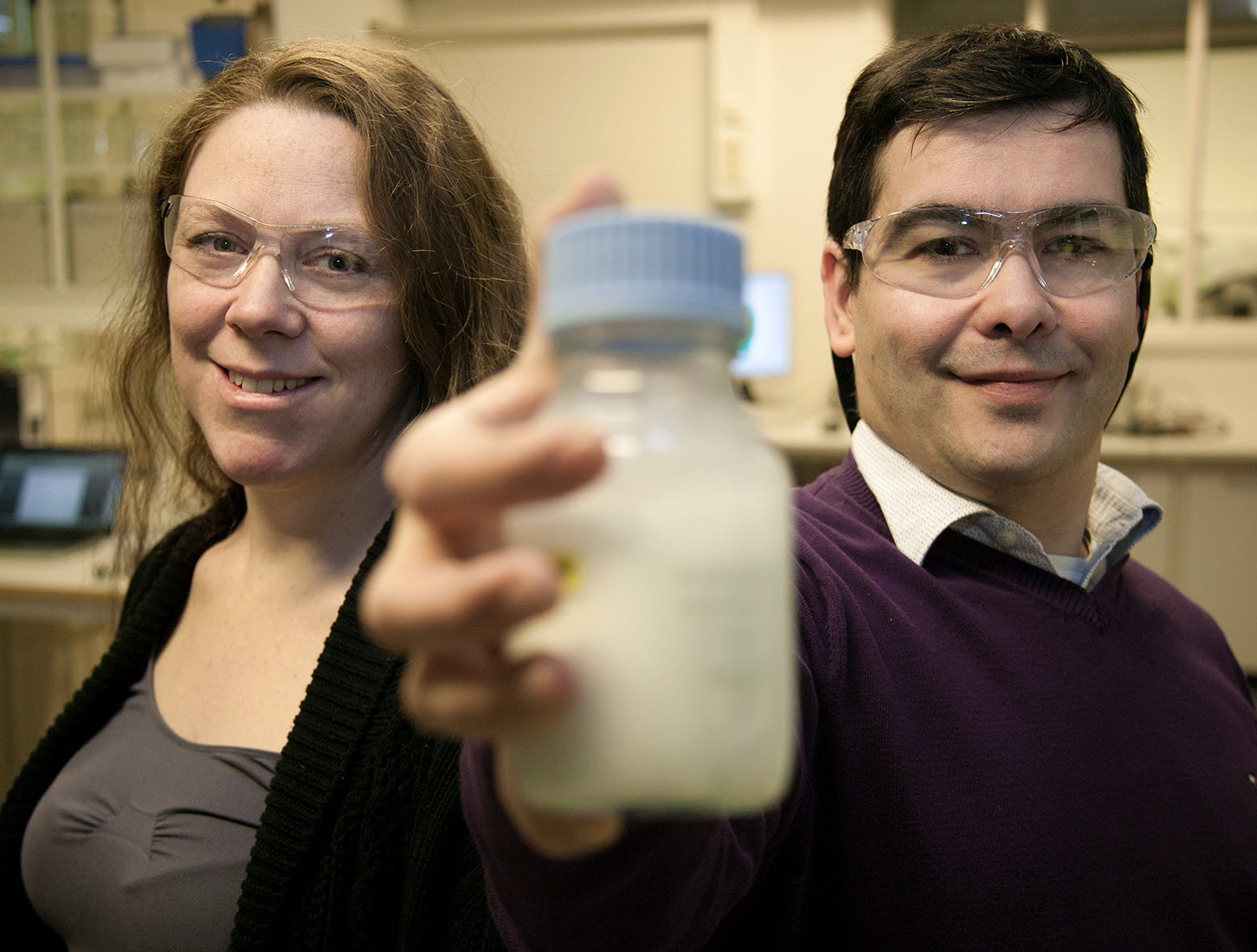 Damaged metal surfaces repair themselves