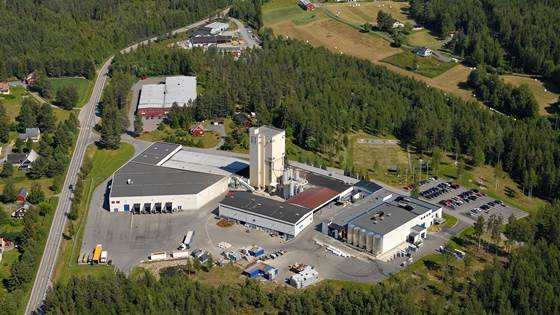 Industrilederskolen: Produksjon