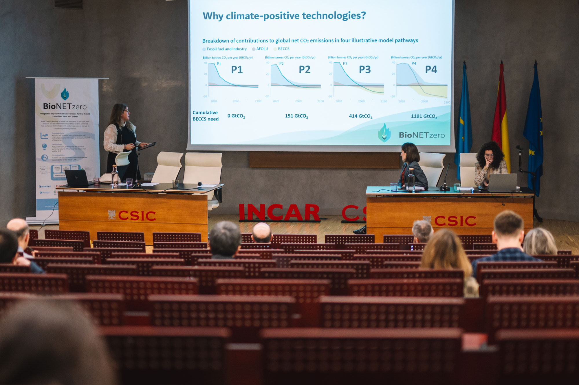 Amy Brunsvold-Hellemans presents at BioNETzero’s regional Spanish event