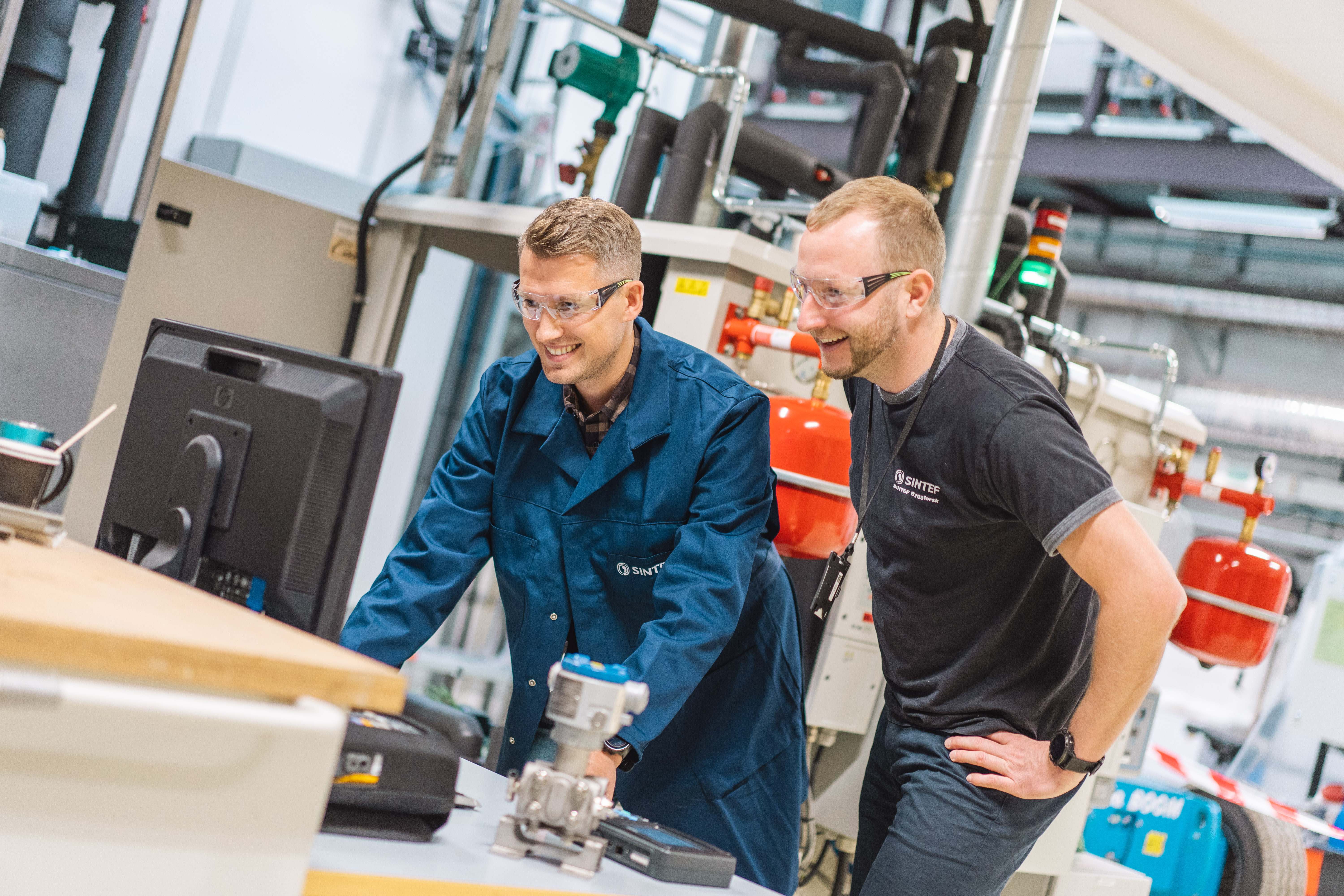 Bli med inn på SINTEFs energilabber