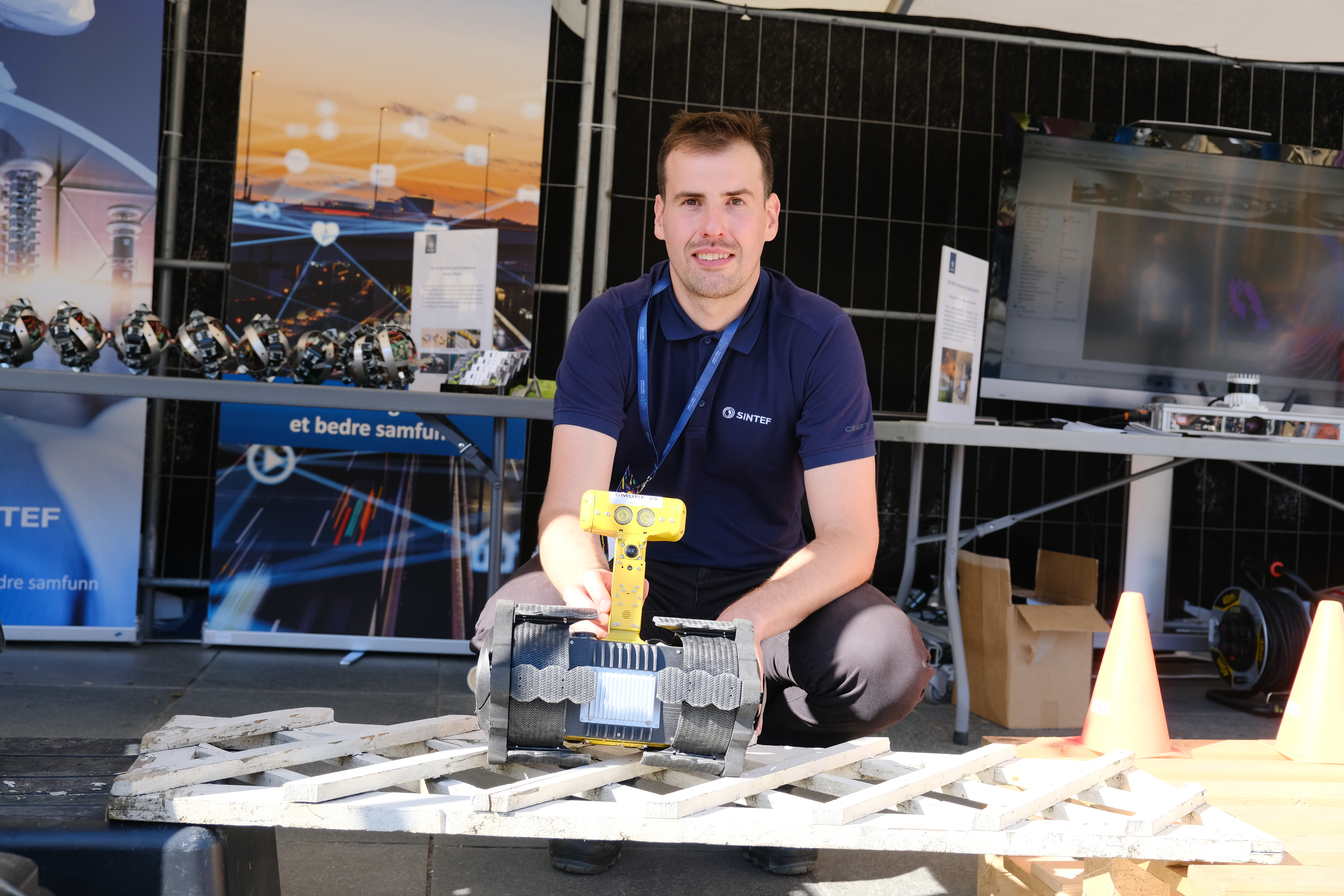 Små, gule roboter skal redde liv