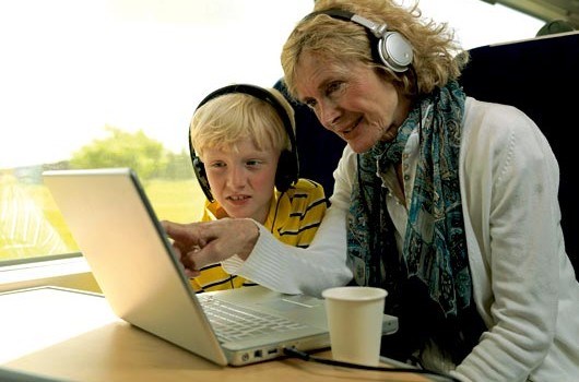 ON THE GO: “Music” changes software in reponse to battery capacity and Internet connections. 
Photo: Nordic Photo