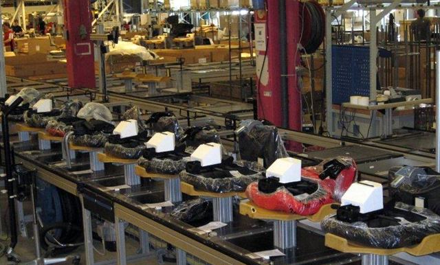 Fabrikken som lager HÅG-stolene på Røros er er basert på én-stykk-produksjon. For fabrikkdriften spiller det ingen rolle om en ordre består av én stol eller tusen. Foto: SB Seating