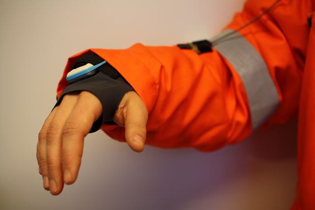 Den skal overvåke både kroppstemperatur og aktiviteten til arbeiderne – og kan bli et nyttig verktøy for beslutningsstøtte.