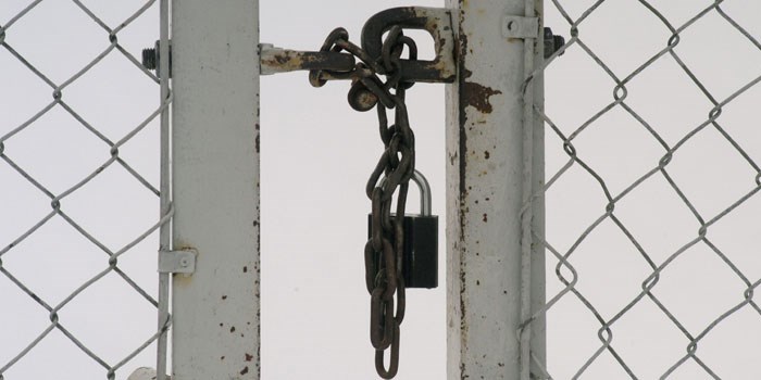 Stenger døra for sårbare jobbsøkere