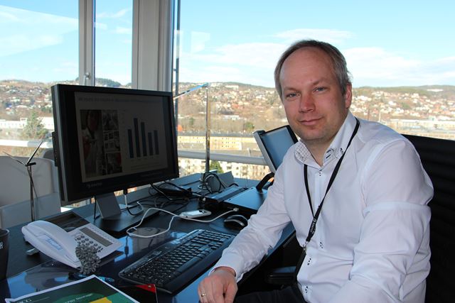 Forsker Magnus Korpås ved SINTEF vil elektrifisere sokkelen med flytende vindturbiner. Foto: Christina Benjaminsen.