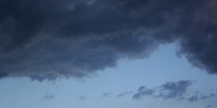 Det er spesielt regnintensitet som er viktig, men også luftfuktighet og lufttrykk har betydning. Foto: Morguefile.